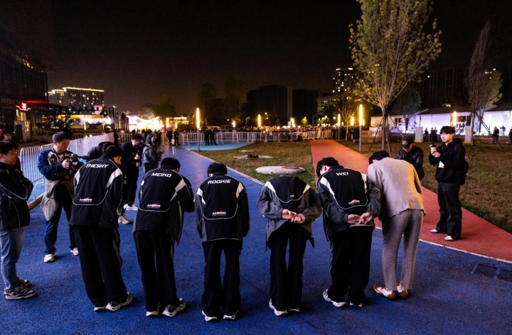 iG发文：25極结束了，可能就像SMK所说，遗憾是伴随人生始终